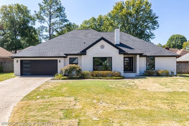 6700 Eastgate Drive, Fort Smith, AR 72903