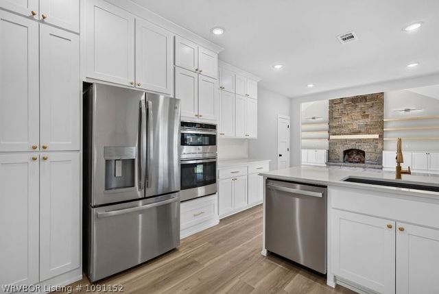 6700 Eastgate Drive, Fort Smith, AR 72903