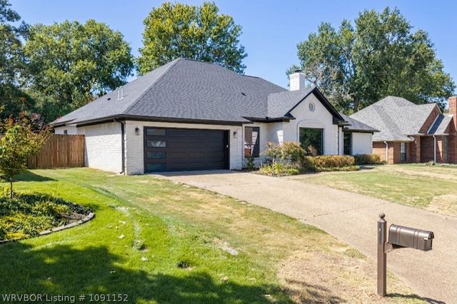 6700 Eastgate Drive, Fort Smith, AR 72903