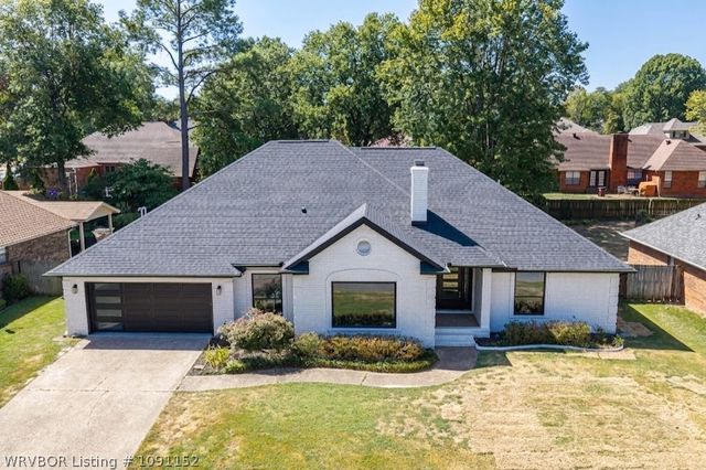 6700 Eastgate Drive, Fort Smith, AR 72903
