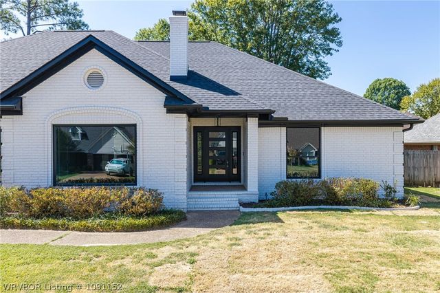 6700 Eastgate Drive, Fort Smith, AR 72903
