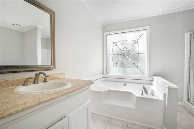 458 Stonebridge Court, Stone Mountain, GA 30083