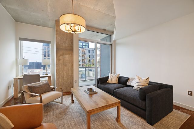 600 12th Ave S Apt 507, Nashville, TN 37203