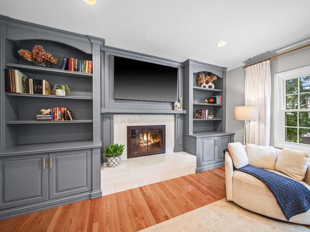 2820 Beckwith Court, Northbrook, IL 60062