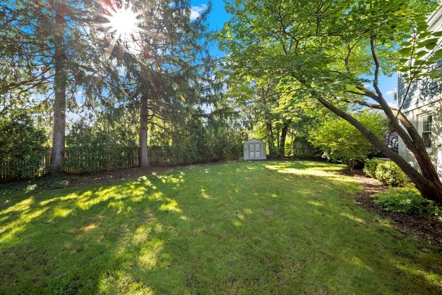 2820 Beckwith Court, Northbrook, IL 60062