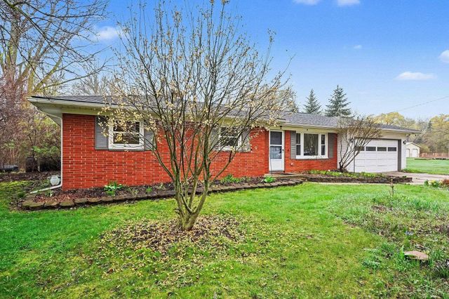 1555 Schust Road, Saginaw, MI 48604