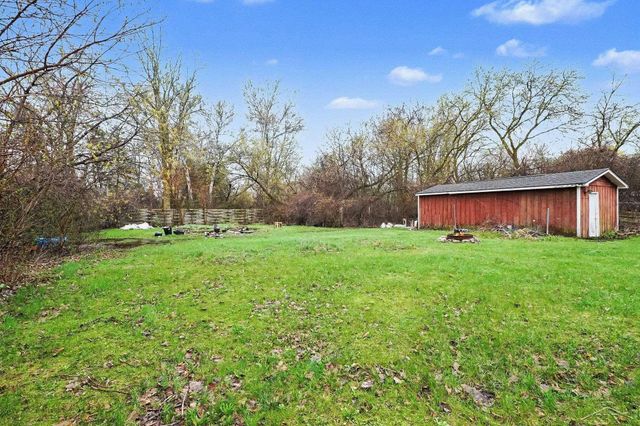1555 Schust Road, Saginaw, MI 48604