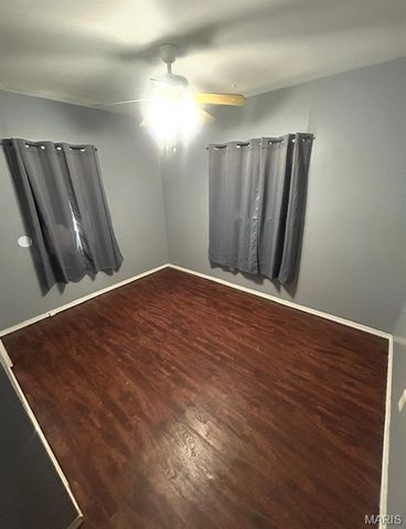 9611 Winkler Drive, St Louis, MO 63136