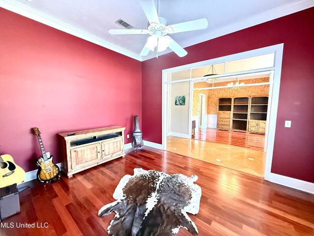 196 Woodlands Green Drive, Brandon, MS 39047