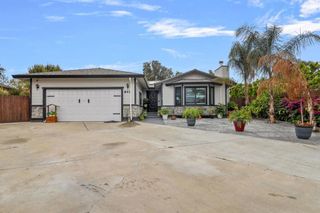 841 Calais Drive, Hollister, CA 95023