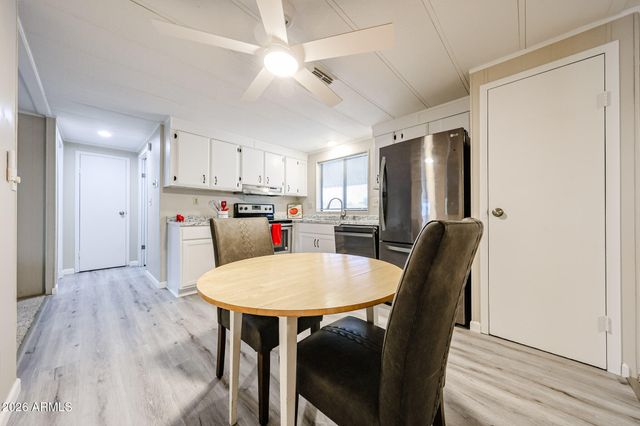 8301 N 103rd Avenue 71, Peoria, AZ 85345