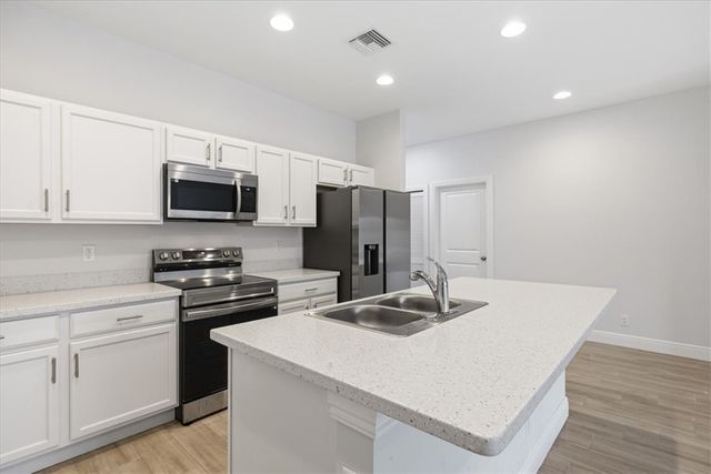 1645 19th Avenue SW, Vero Beach, FL 32962