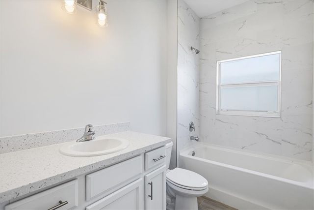 1645 19th Avenue SW, Vero Beach, FL 32962