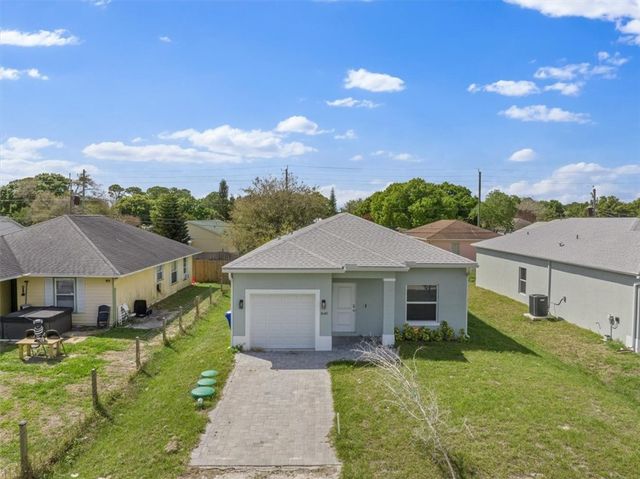 1645 19th Avenue SW, Vero Beach, FL 32962