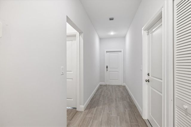 1645 19th Avenue SW, Vero Beach, FL 32962