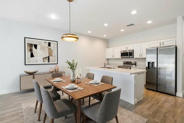 1645 19th Avenue SW, Vero Beach, FL 32962