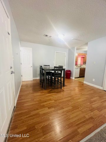 68 Lane Road, Potts Camp, MS 38659