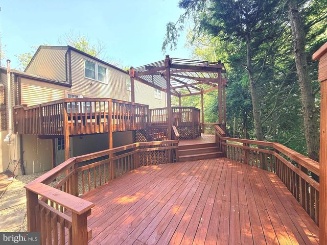 20345 WATKINS MEADOW DR, Germantown, MD 20876