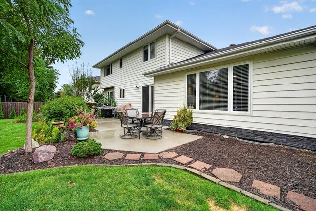 513 51st Street, West Des Moines, IA 50265