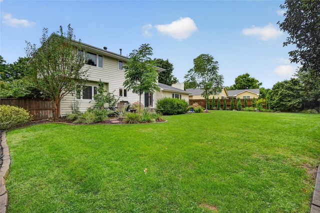 513 51st Street, West Des Moines, IA 50265