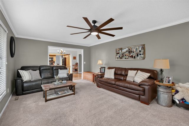 513 51st Street, West Des Moines, IA 50265