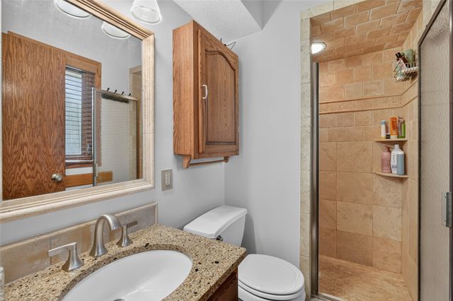 513 51st Street, West Des Moines, IA 50265