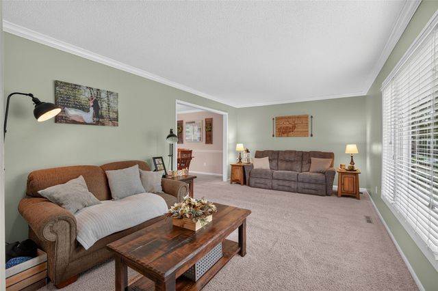 513 51st Street, West Des Moines, IA 50265