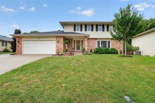 513 51st Street, West Des Moines, IA 50265
