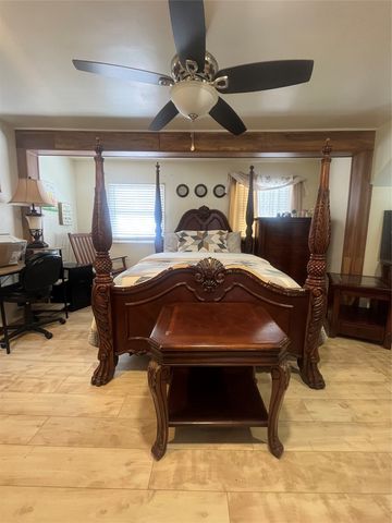 1053 W 20TH Street, Erie, PA 16502