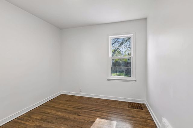 4618 Thomas Avenue N, Minneapolis, MN 55412