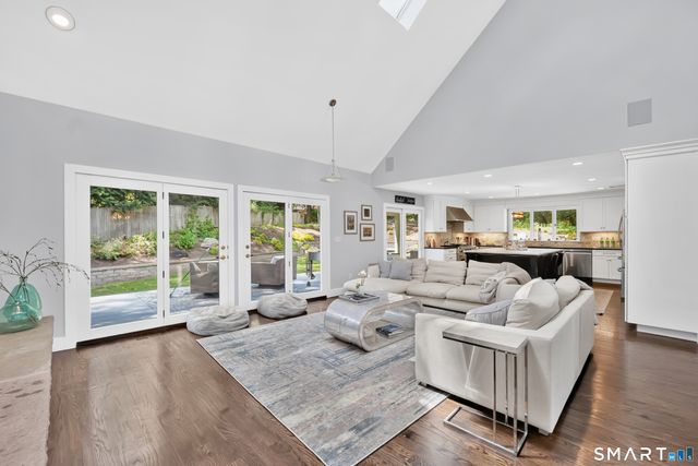 51 Oakengates, Avon, CT 06001