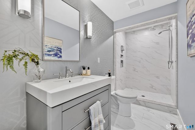 51 Oakengates, Avon, CT 06001