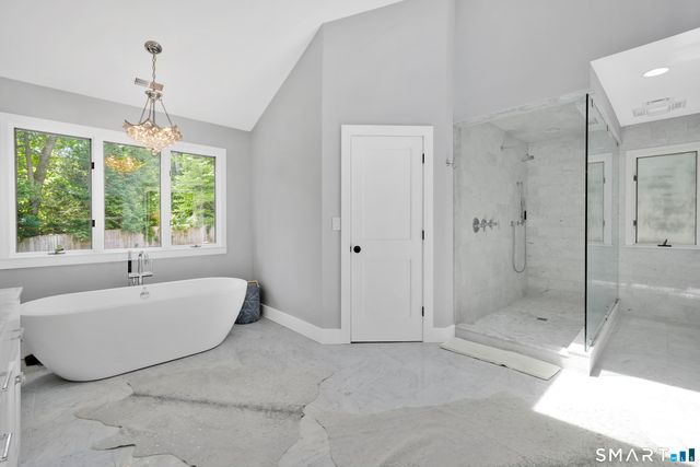 51 Oakengates, Avon, CT 06001