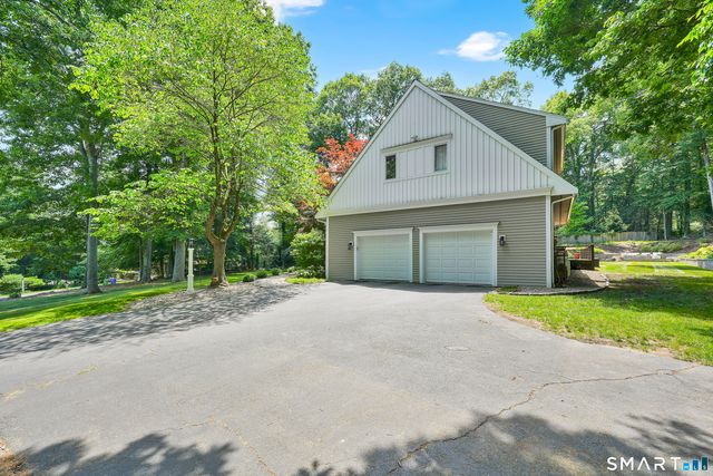 51 Oakengates, Avon, CT 06001