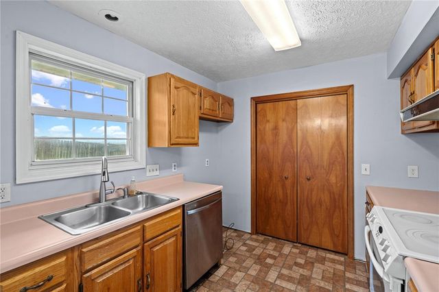 9595 Pence Jones Road, Waynesville, OH 45068