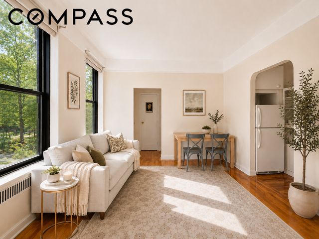 101 W 80th St Apt 2C, New York City, NY 10024