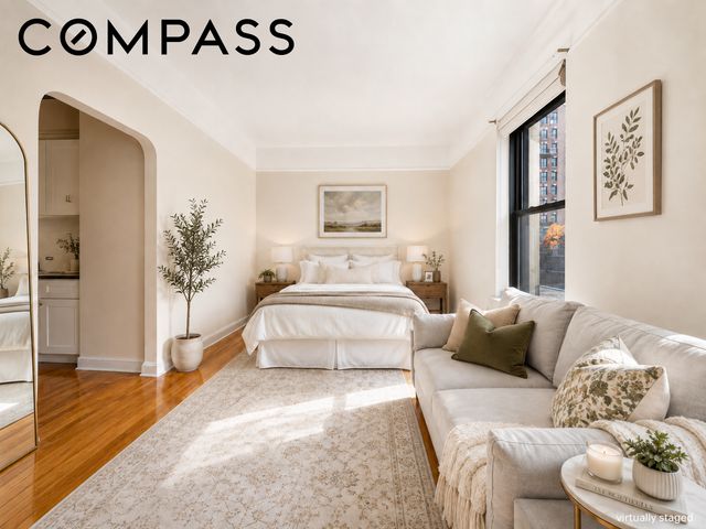101 W 80th St Apt 2C, New York City, NY 10024