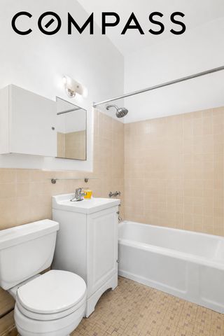 101 W 80th St Apt 2C, New York City, NY 10024