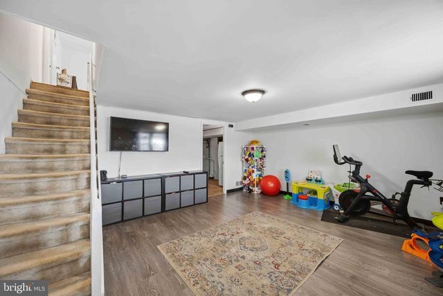 585 WIGARD AVE, Philadelphia, PA 19128