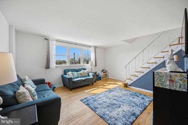 585 WIGARD AVE, Philadelphia, PA 19128