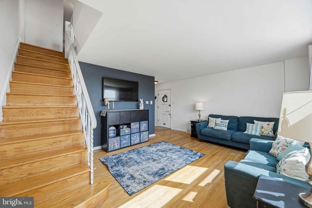 585 WIGARD AVE, Philadelphia, PA 19128