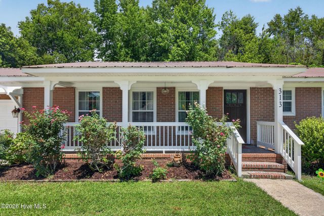 313 Early Drive, Wilmington, NC 28412