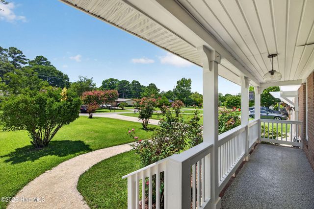 313 Early Drive, Wilmington, NC 28412