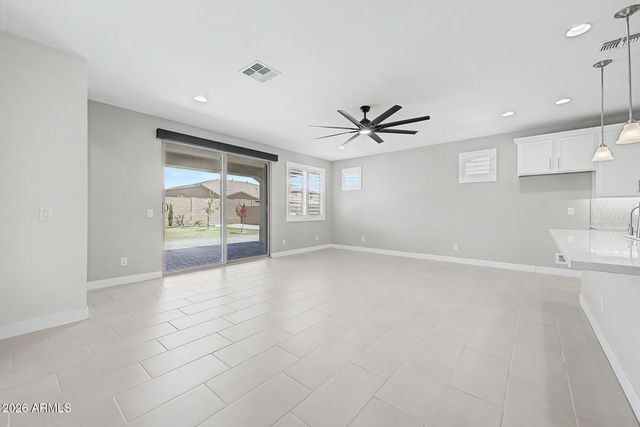 17822 W OREGON Avenue, Litchfield Park, AZ 85340