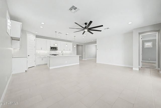 17822 W OREGON Avenue, Litchfield Park, AZ 85340