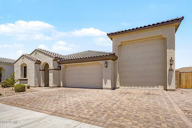 17822 W OREGON Avenue, Litchfield Park, AZ 85340
