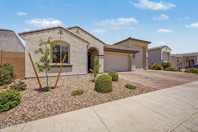 17822 W OREGON Avenue, Litchfield Park, AZ 85340