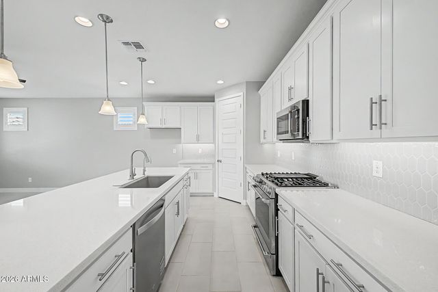 17822 W OREGON Avenue, Litchfield Park, AZ 85340