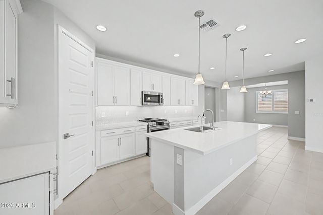 17822 W OREGON Avenue, Litchfield Park, AZ 85340