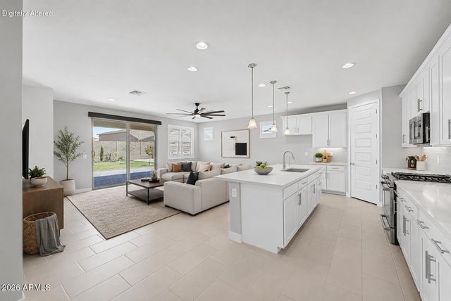 17822 W OREGON Avenue, Litchfield Park, AZ 85340